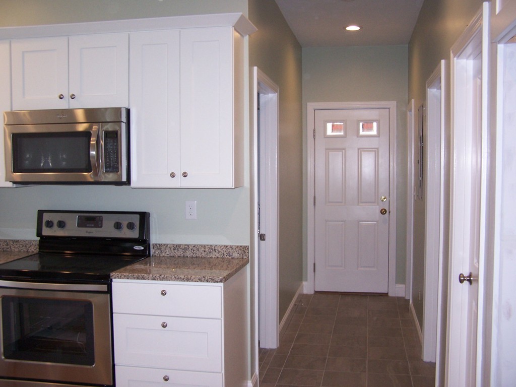 11 Beach Road Pembroke, MA 02359 - Photo 3 of 10 Gallery Image 3
