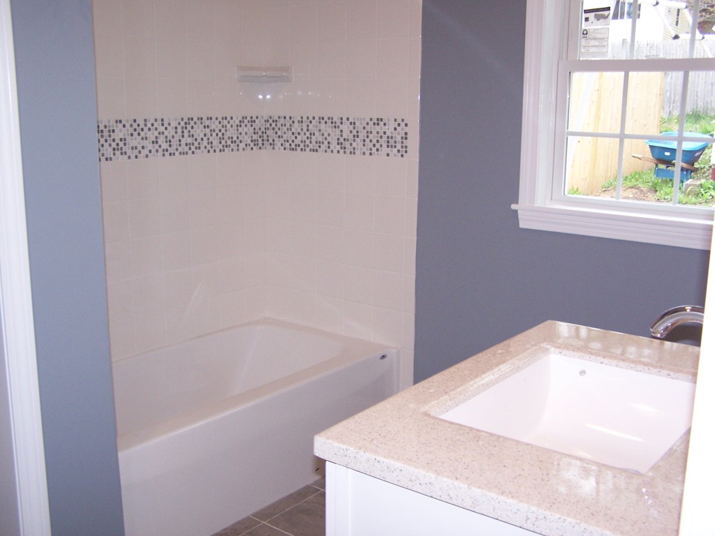 11 Beach Road Pembroke, MA 02359 - Photo 9 of 10 Gallery Image 9