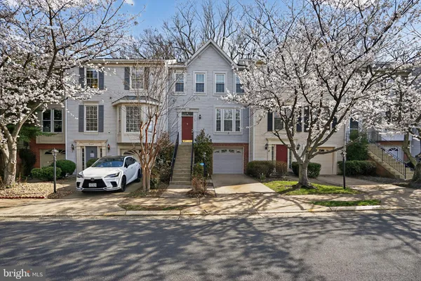 $765,000 | 3102 Sutherland Hill Court, Fairfax, VA 22031