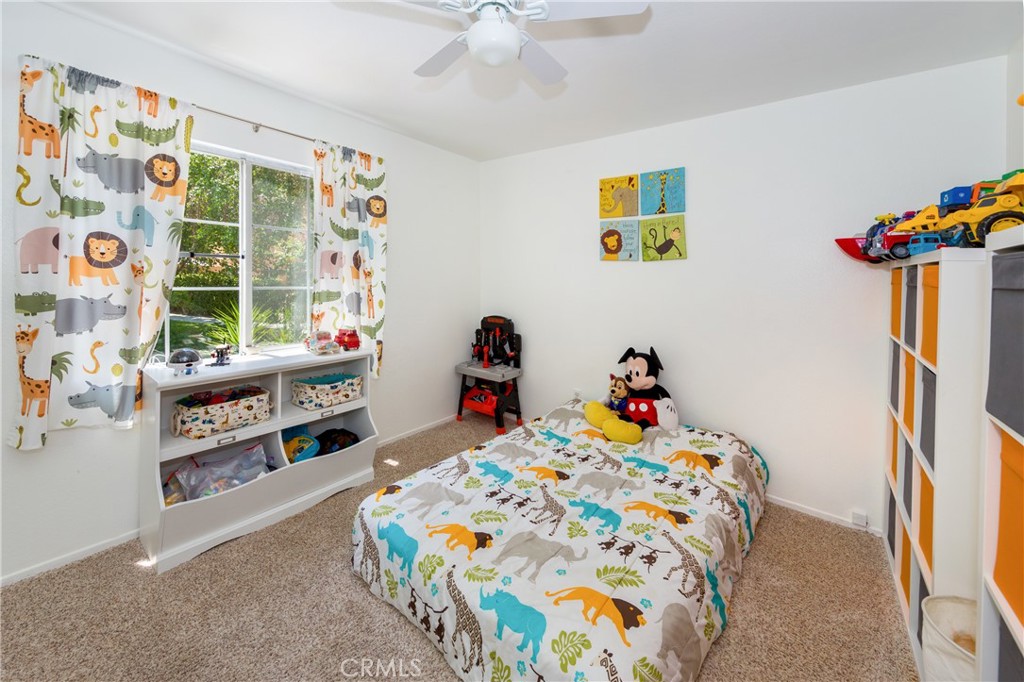 25146 Steinbeck Avenue, Unit A Stevenson Ranch, CA 91381 - Photo 17 of 22