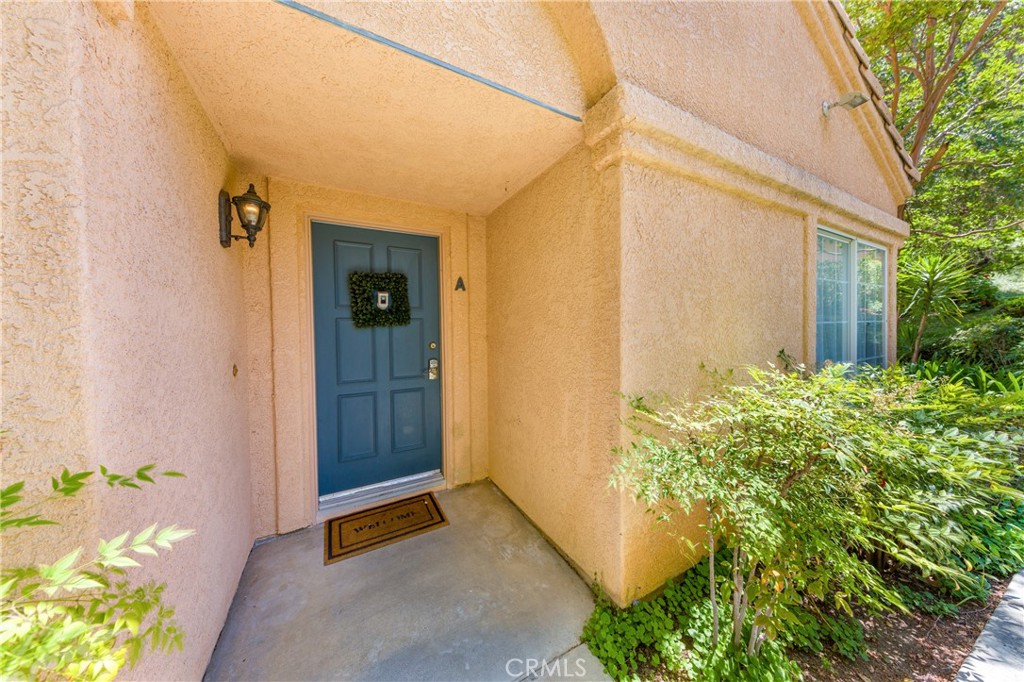25146 Steinbeck Avenue, Unit A Stevenson Ranch, CA 91381 - Photo 3 of 22
