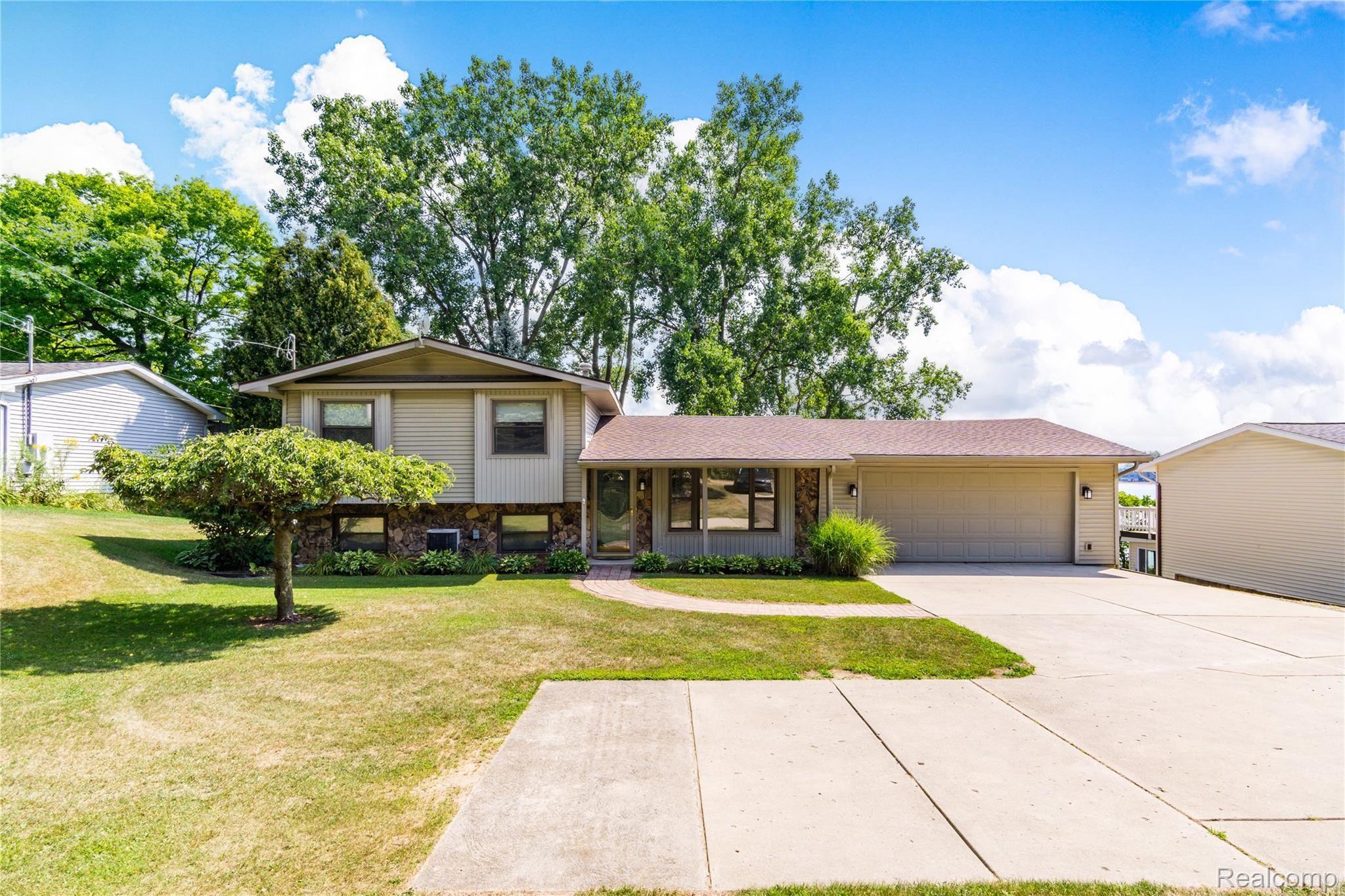 15495 Whitaker Road Linden, MI 48451 - Photo 40 of 40 Exteriors 16.jpg