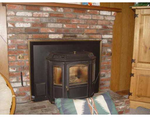 19 Zora Road Marion, MA 02738 - Photo 3 of 7