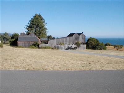 160 Bluff Reach The Sea Ranch, CA 95497 - Photo 2 of 8 Classic Obie Bowman designed home with panoramic white water views from every room. 3 bedrooms, 2 baths with casual comfortable ambiance