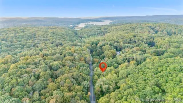 a view of an outdoor space and a yard