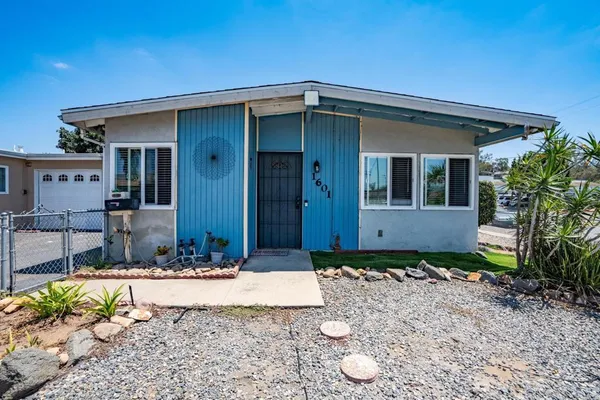 $599,900 | 1601 Cherry Place, Escondido, CA 92027
