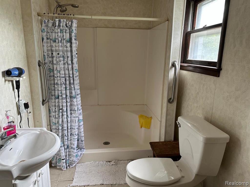 700 East Main Street Sebewaing, MI 48759 - Photo 4 of 8 Gallery Image 4