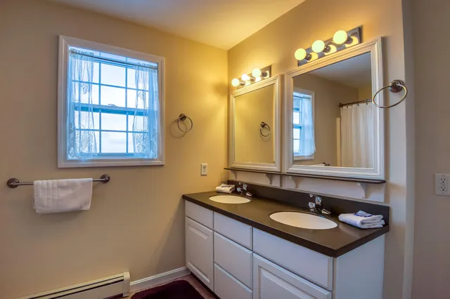 $649,000 | 154 Cahill Lane, Unit 1083, Dallas Plt, ME 04970