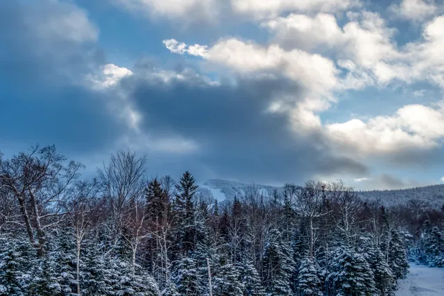 $649,000 | 154 Cahill Lane, Unit 1083, Dallas Plt, ME 04970