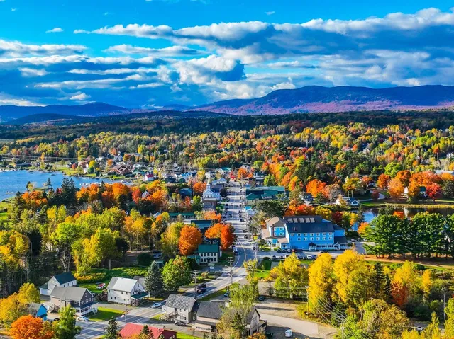 $649,000 | 154 Cahill Lane, Unit 1083, Dallas Plt, ME 04970