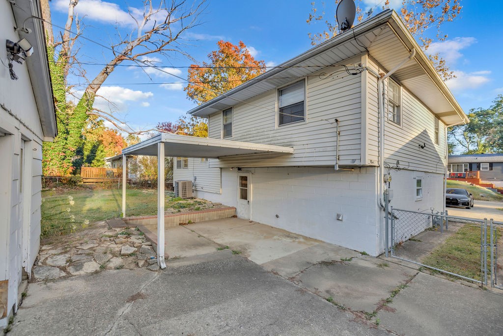 2306 Yorkshire Drive Decatur, IL 62526 - Photo 18 of 21 Gallery Image 18