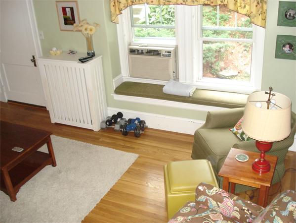 19 Farmer Road Arlington, MA 02476 - Photo 2 of 15