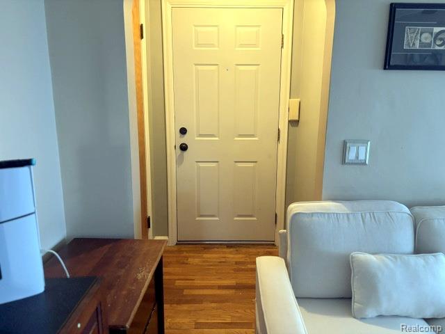 2273 Covert Road Burton, MI 48509 - Photo 4 of 17