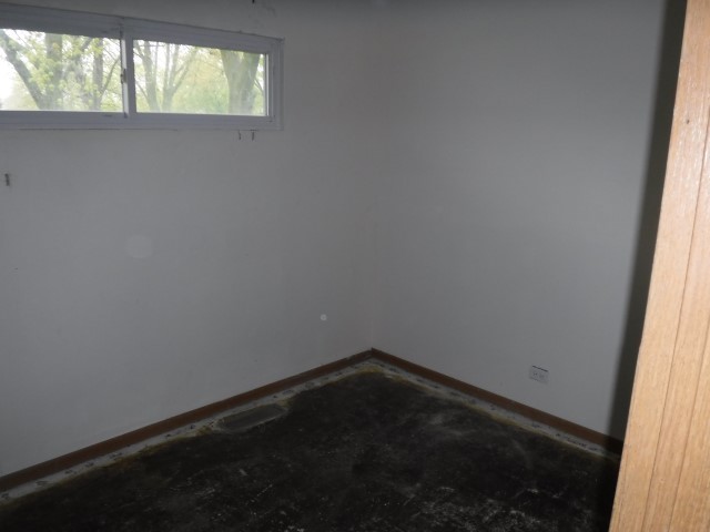 1131 146th Street Dolton, IL 60419 - Photo 12 of 15 a small space with a window