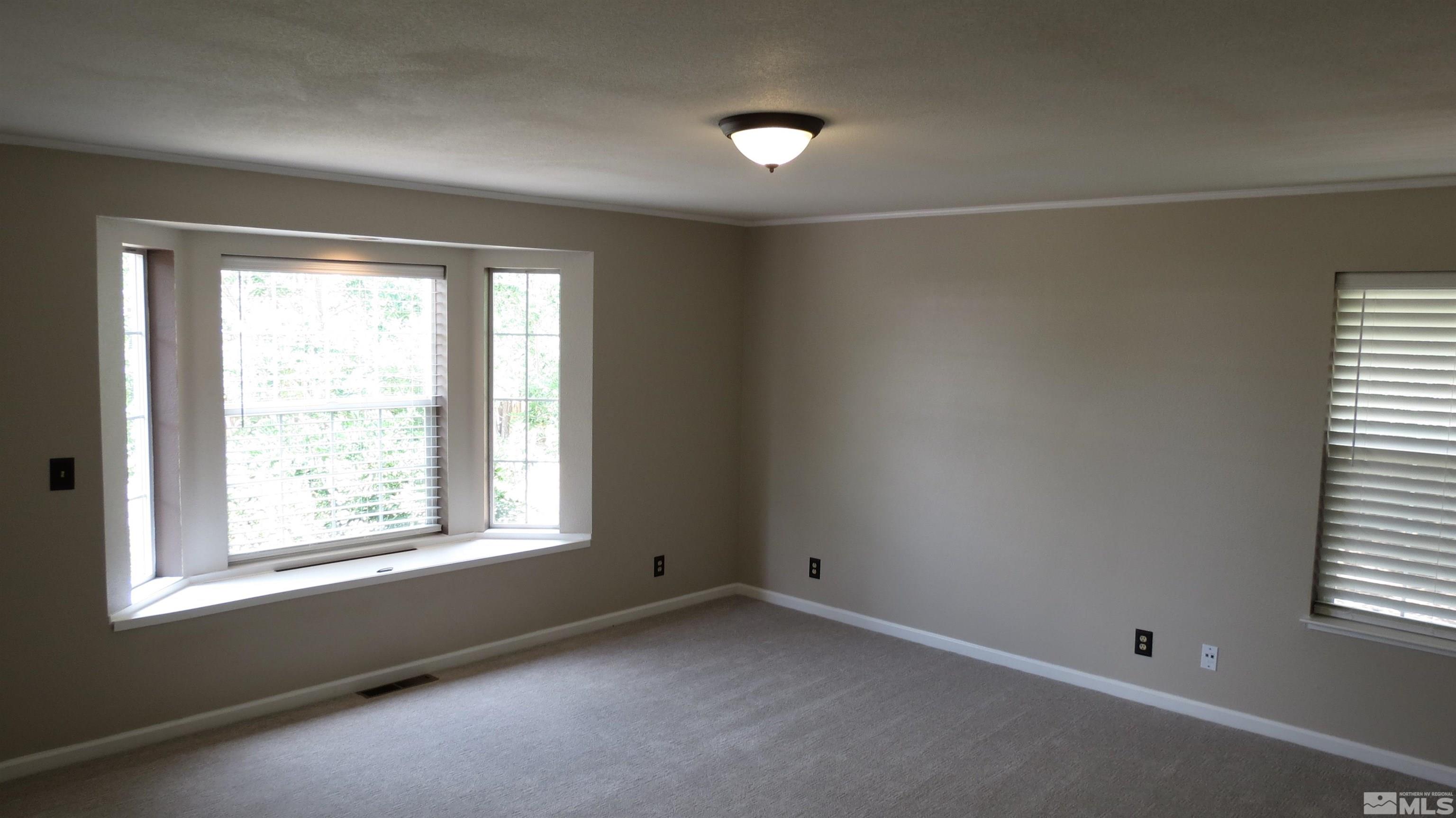 1075 Ron Way Reno, NV 89521 - Photo 14 of 35 Photo 14