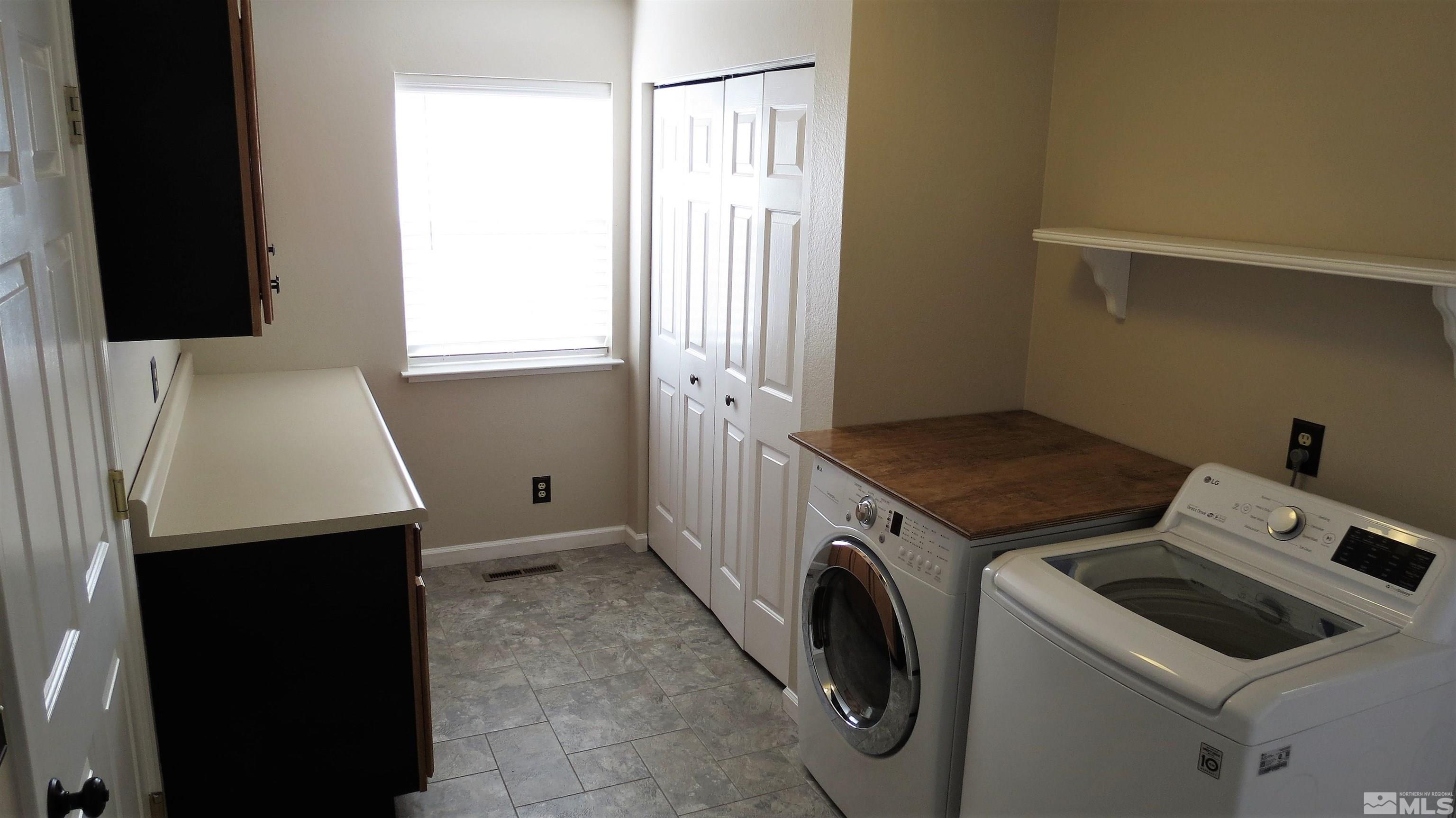 1075 Ron Way Reno, NV 89521 - Photo 26 of 35 Photo 26