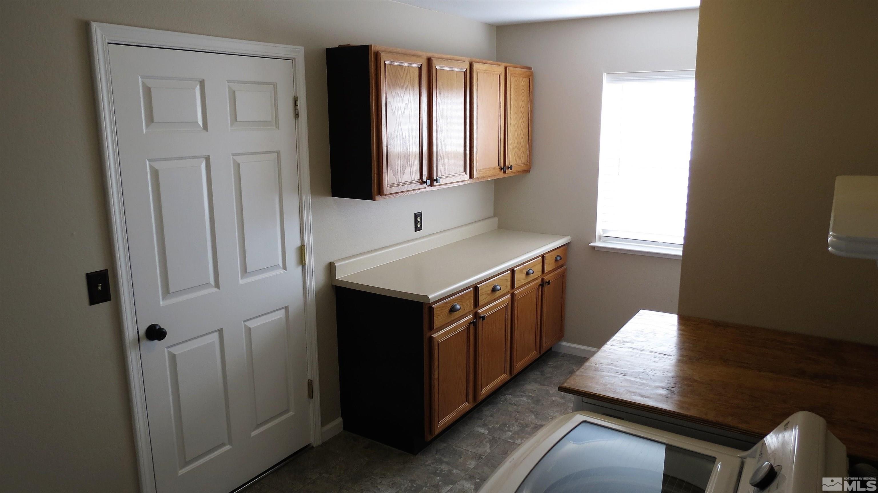 1075 Ron Way Reno, NV 89521 - Photo 27 of 35 Photo 27