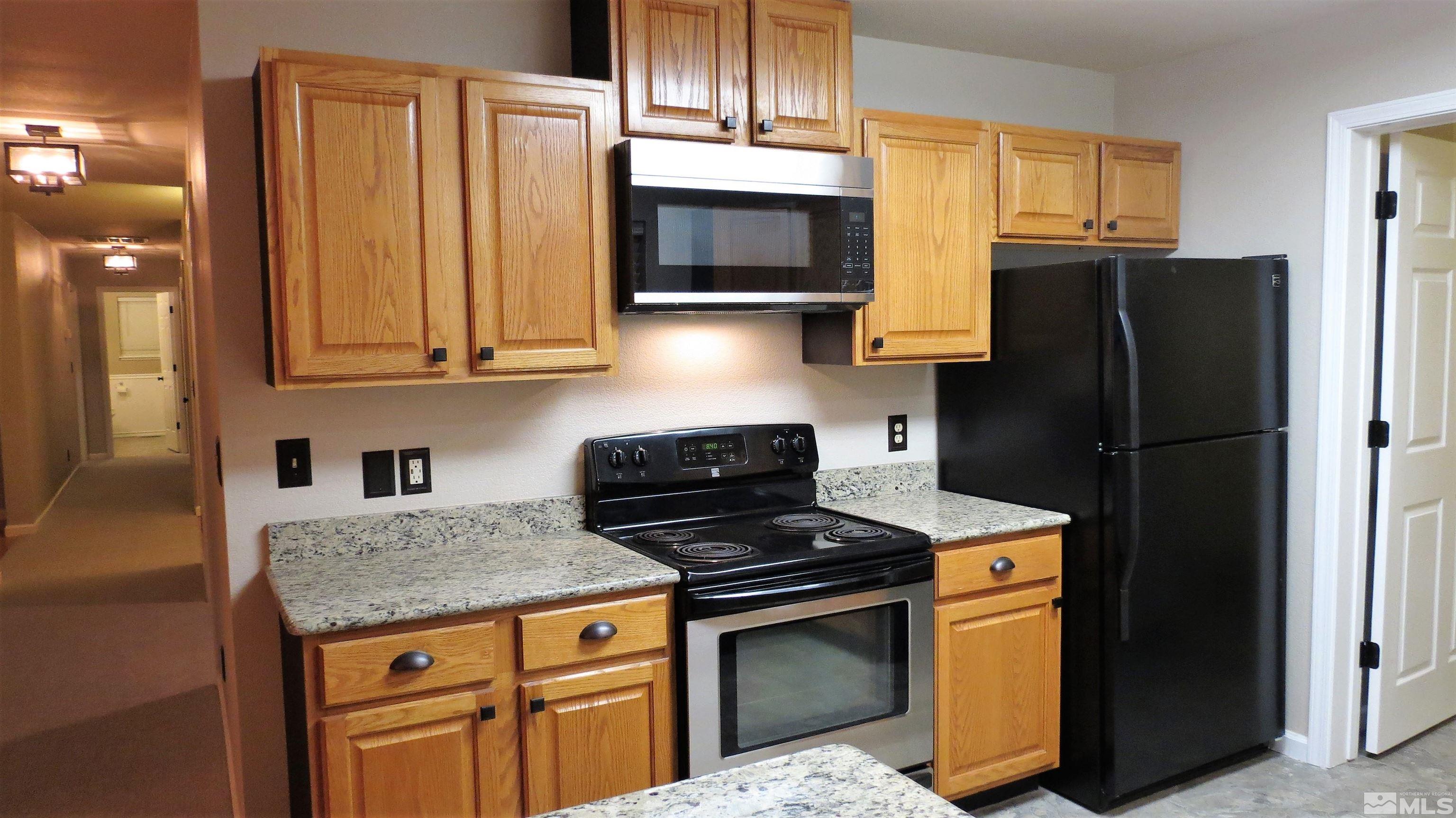 1075 Ron Way Reno, NV 89521 - Photo 7 of 35 Photo 7