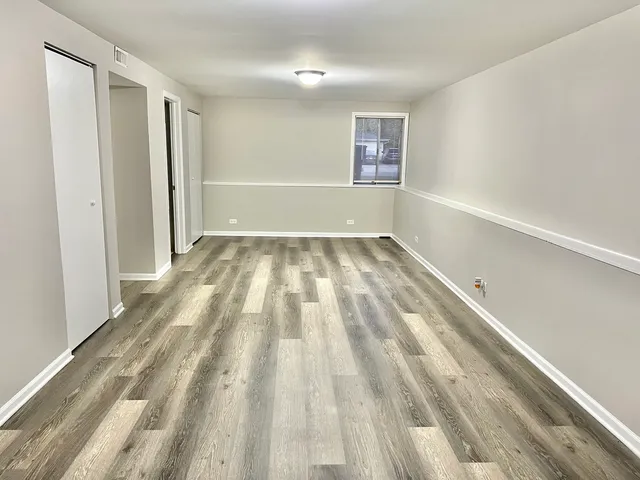 $2,950 | 248 Waverly Drive, Elgin, IL 60120