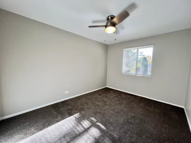 $2,950 | 248 Waverly Drive, Elgin, IL 60120