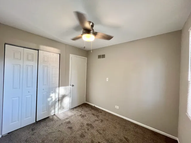 $2,950 | 248 Waverly Drive, Elgin, IL 60120