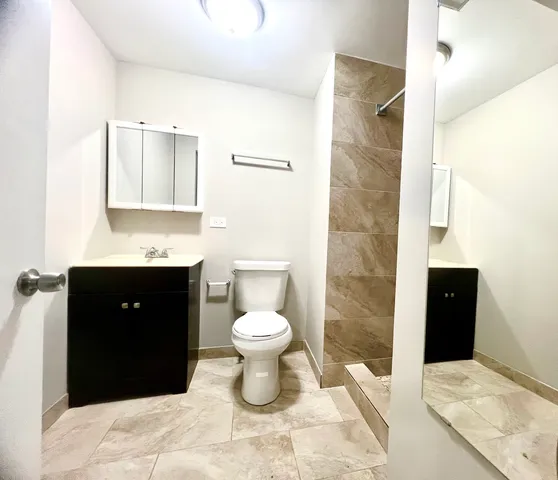 $2,950 | 248 Waverly Drive, Elgin, IL 60120