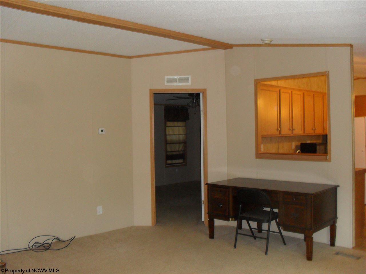 703 Thomas Fork Road Mannington, WV 26582 - Photo 10 of 20 Gallery Image 10