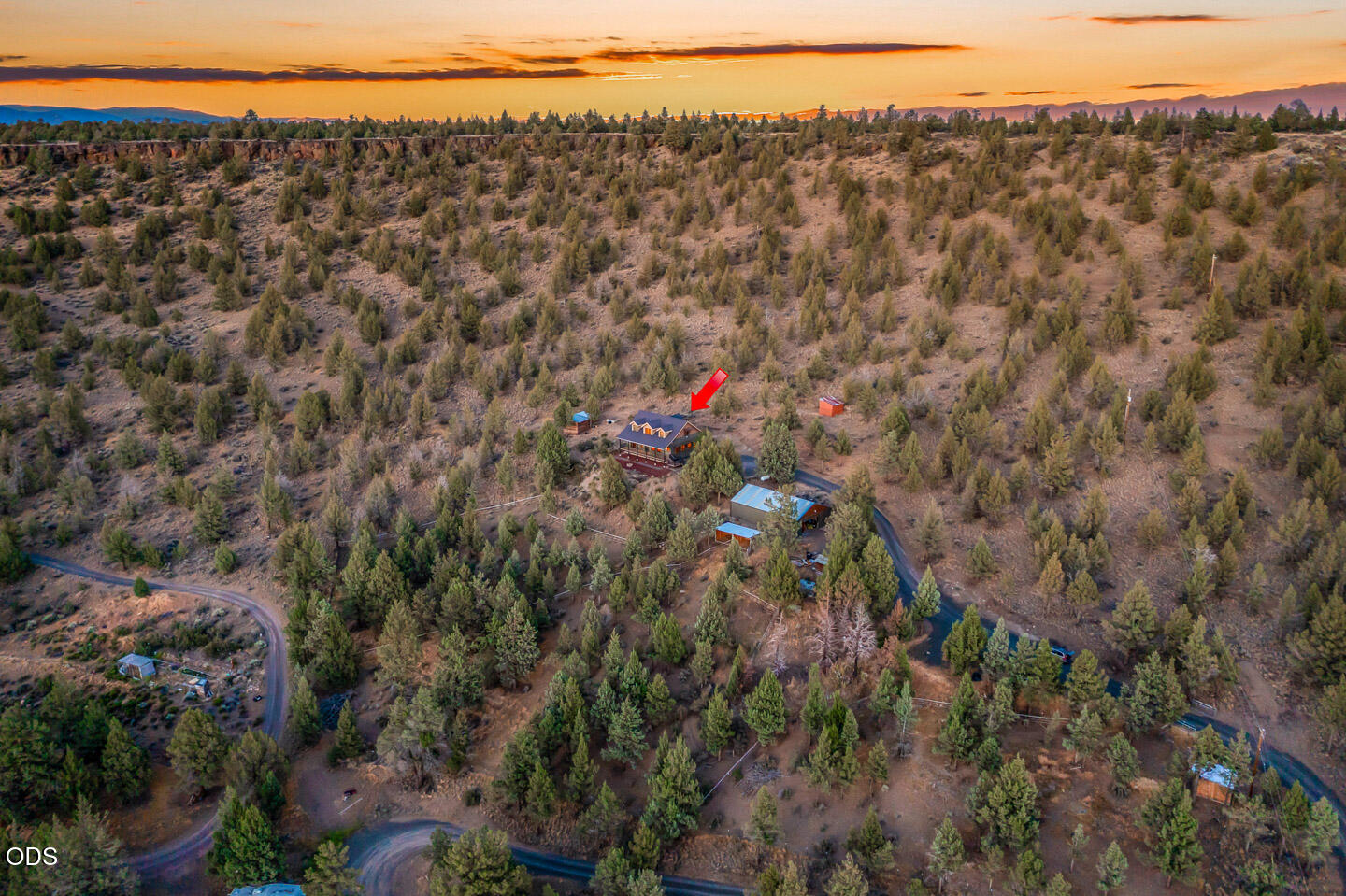 70090 McKenzie Canyon Road Sisters, OR 97759 - Photo 26 of 58