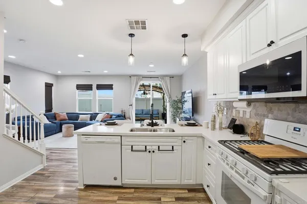 $699,999 | 8629 Sage Shadow Drive, Lakeside, CA 92040