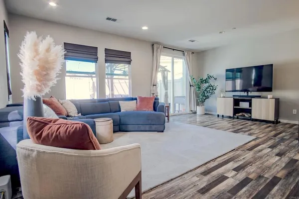 $724,900 | 8629 Sage Shadow Drive, Lakeside, CA 92040