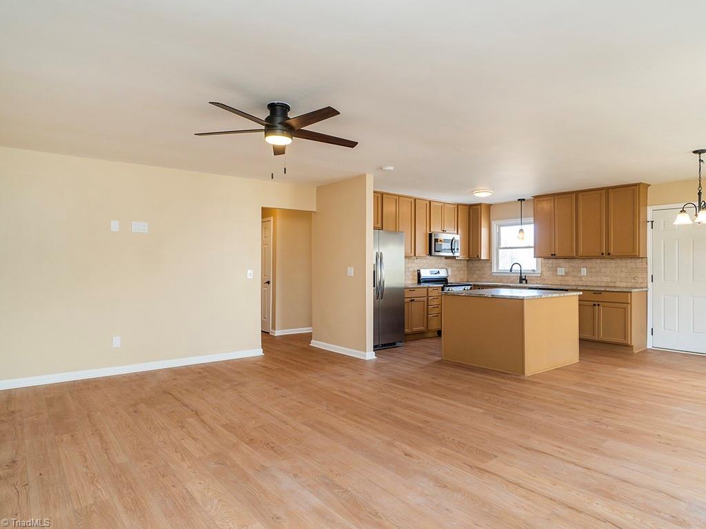 512 Monroe Holt Road Graham, NC 27253 - Photo 7 of 50