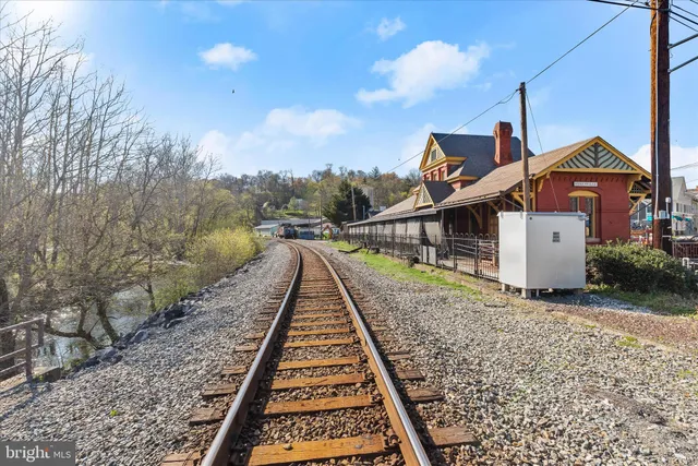 $4,500 | 7332 Springfield Avenue, Sykesville, MD 21784