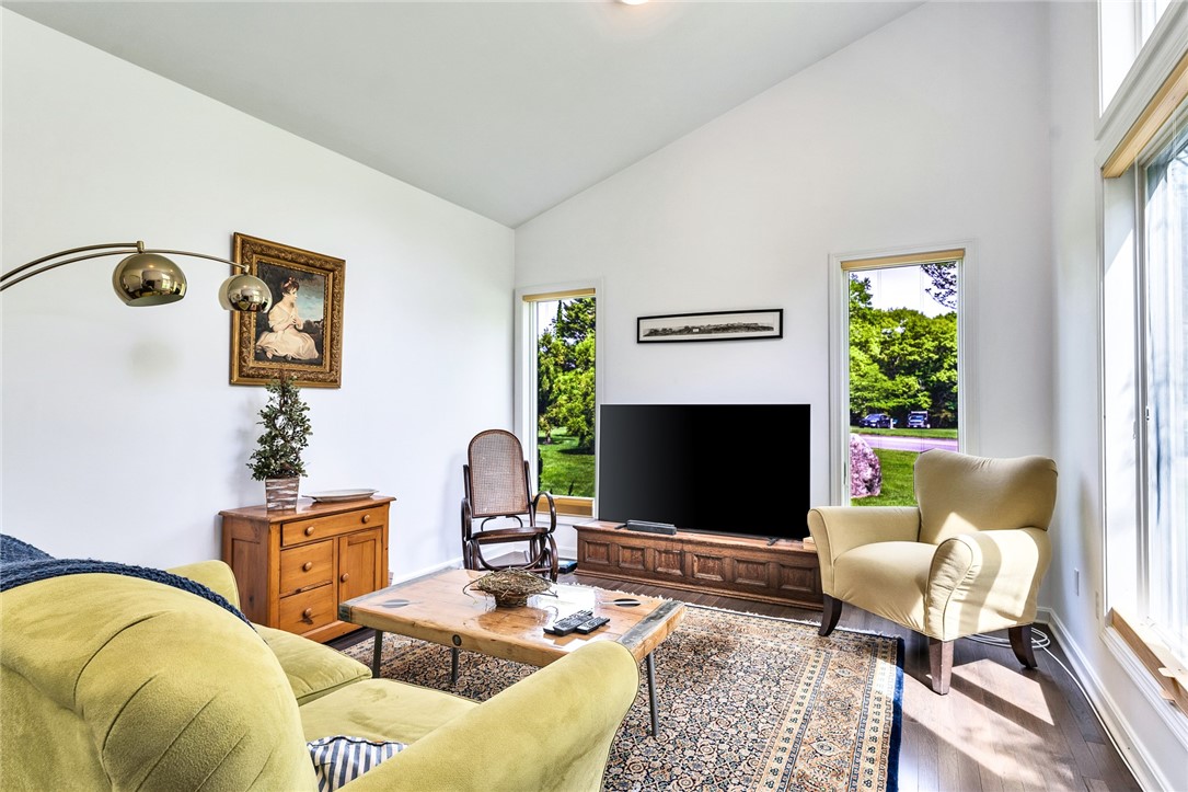 5 Wicklow Road Westerly, RI 02891 - Photo 22 of 37 Second bedroom used as a family room