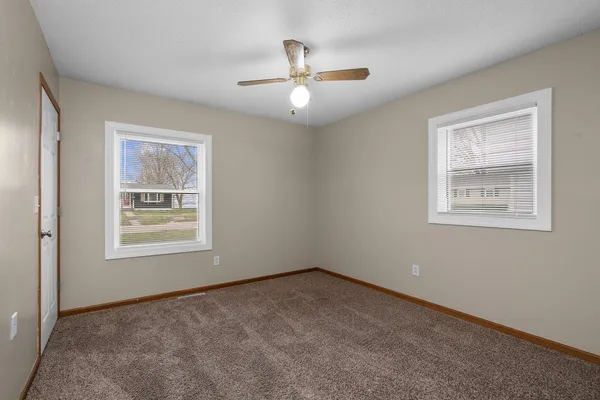 $239,900 | 104 South 2nd Street, Donahue, IA 52746