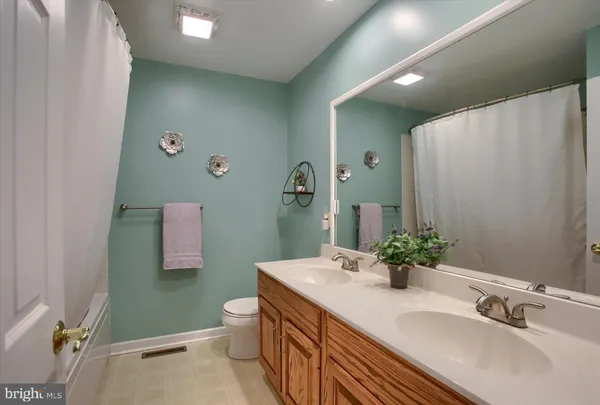 $274,900 | 4068 Darius Drive, Enola, PA 17025