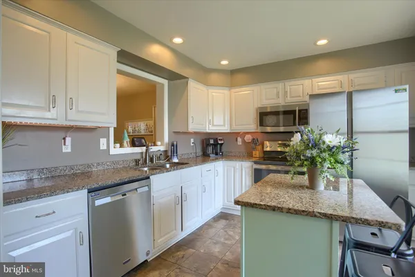 $274,900 | 4068 Darius Drive, Enola, PA 17025