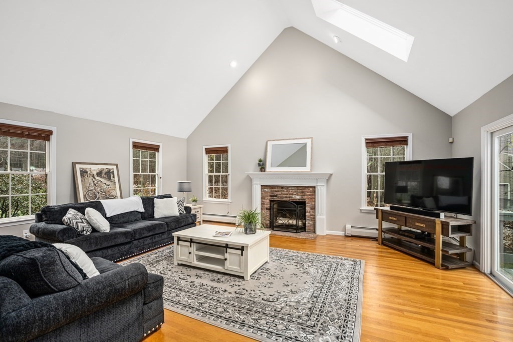 35 Smith Road Northborough, MA 01532 - Photo 14 of 39 Gallery Image 14