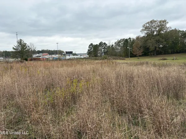 $750,000 | 55 Interstate 55, Byram, MS 39272