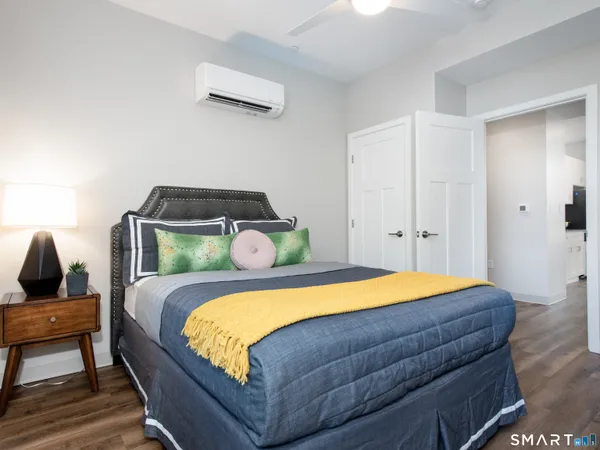 $1,700 | 170 Ridge Road, Unit 407, Wethersfield, CT 06109