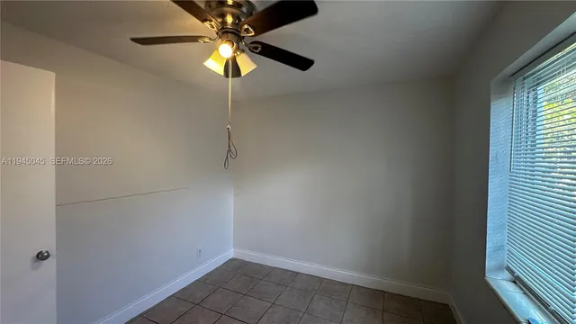 $1,400 | 732 Moffett Street, Unit 3, Hallandale Beach, FL 33009