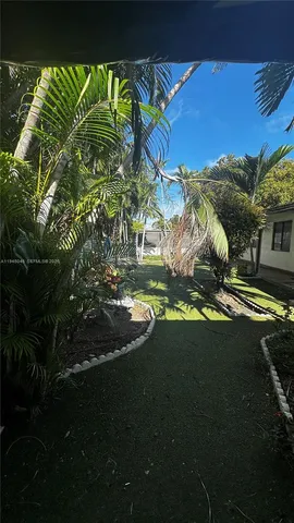 $1,400 | 732 Moffett Street, Unit 3, Hallandale Beach, FL 33009