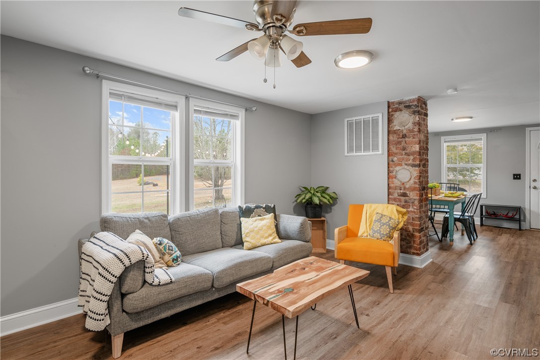 12901 Ruth Hill Road Church Road, VA 23833 - Photo 13 of 50 a living room with furniture and wooden floor