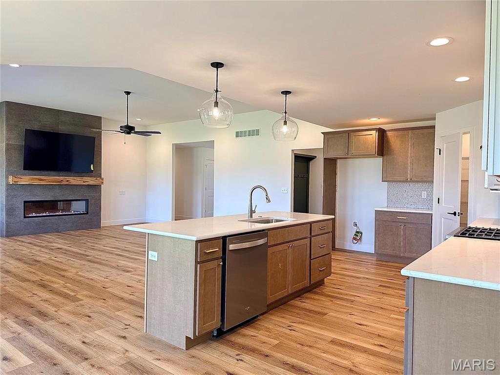 308 Rumsfeld Drive Troy, IL 62294 - Photo 19 of 99