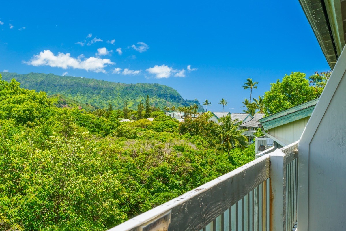 5301 Ka Haku Road, Unit 208 Princeville, HI 96722 - Photo 18 of 27 a view of a yard from a balcony