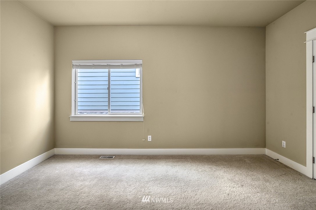 4807 Northeast 13th Place Renton, WA 98059 - Photo 21 of 26