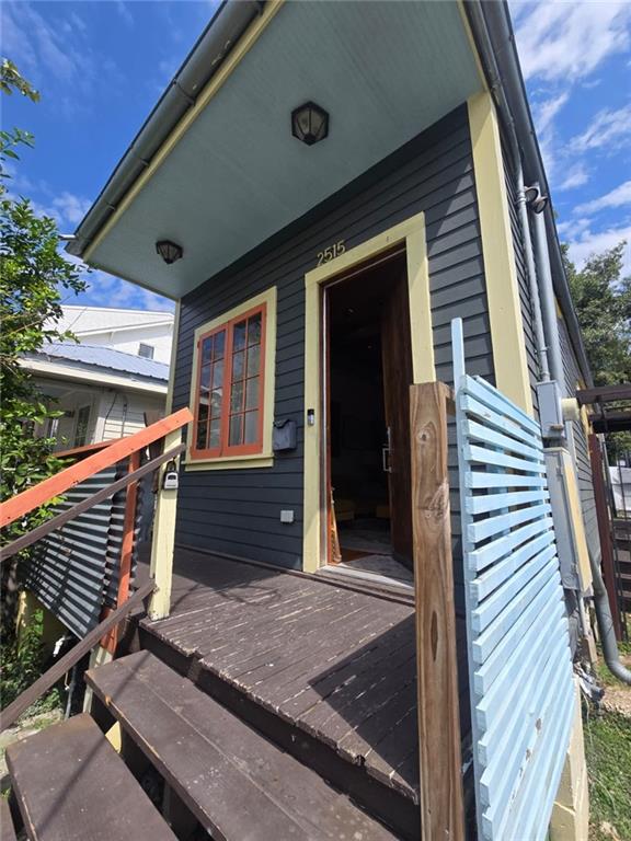 2515 Upperline Street New Orleans, LA 70115 - Photo 2 of 31