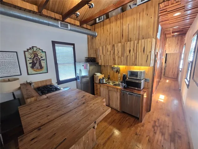 $1,795 | 2515 Upperline Street, New Orleans, LA 70115