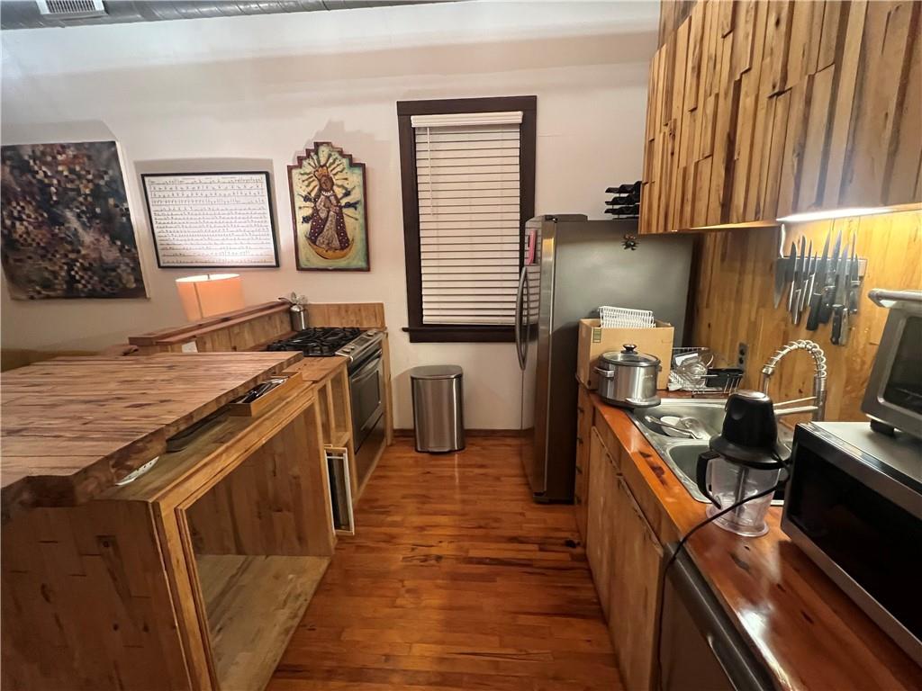 2515 Upperline Street New Orleans, LA 70115 - Photo 8 of 31