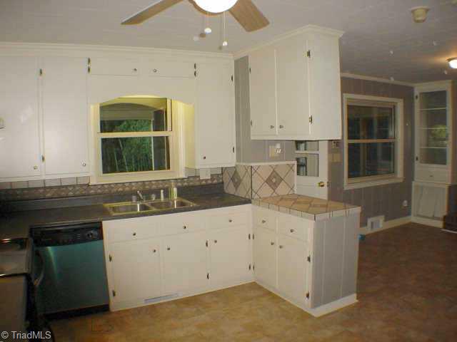 233 Berrier Road Lexington, NC 27295 - Photo 4 of 9 Other. KITCHEN/DINING