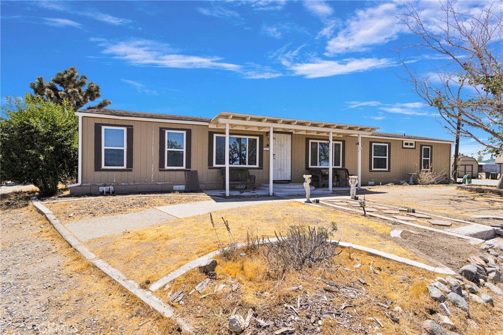 3183 Mcmillen Road Phelan, CA 92371 - Photo 6 of 64